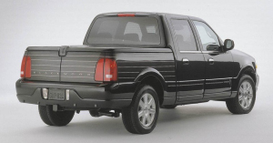 Lincoln-Blackwood-2002-J-Mays-Patrick-Schiavone-design