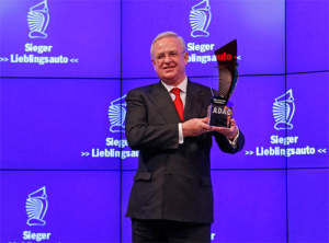 ADAC-award-Yellow-Angel-Volkswagen-CEO-Winterkorn