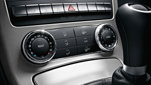 Mercedes-Benz-airconditioning-R134a-refrigerant