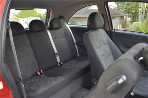 Compact-hatchback-3_door-entrance-backseat