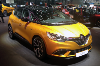 Renault_Scenic-front-Geneva_Auto_Show_2016