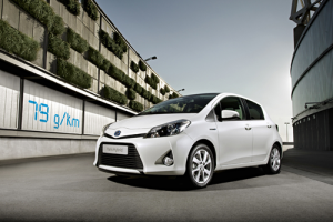 Toyota-Yaris-Hybrid-Fuel-Economy-Claims