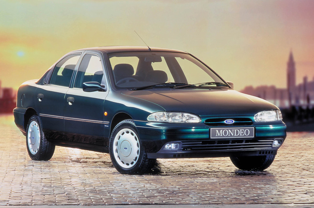 1995-ford-mondeo-front-three-quarter