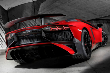 Lamborghini_Aventador_LP750_4_SV-rear-Geneva_Auto_Show-2015