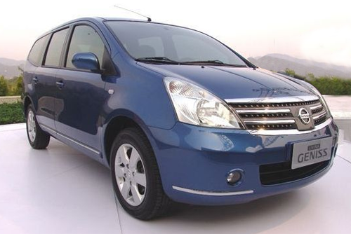 Auto-sales-statistics-China-Nissan_Livina_Geniss-mpv