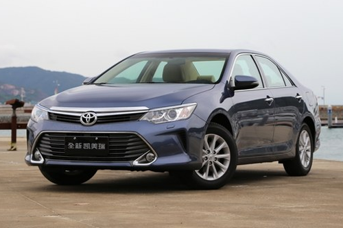Auto-sales-statistics-China-Toyota_Camry-sedan
