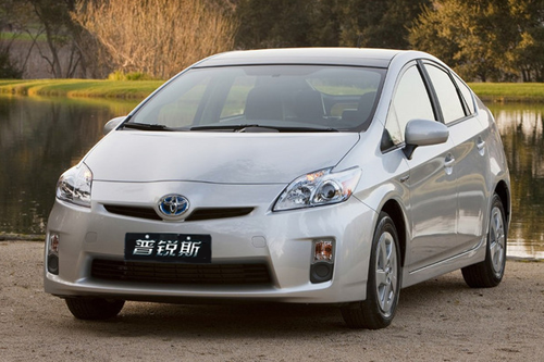 Auto-sales-statistics-China-Toyota_Prius-sedan