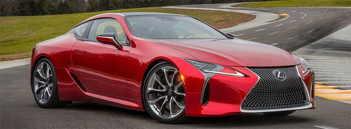 Lexus_LC-right-front-banner