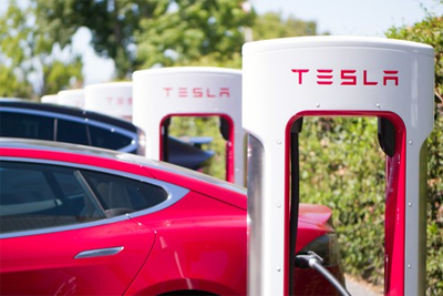 Tesla-supercharger